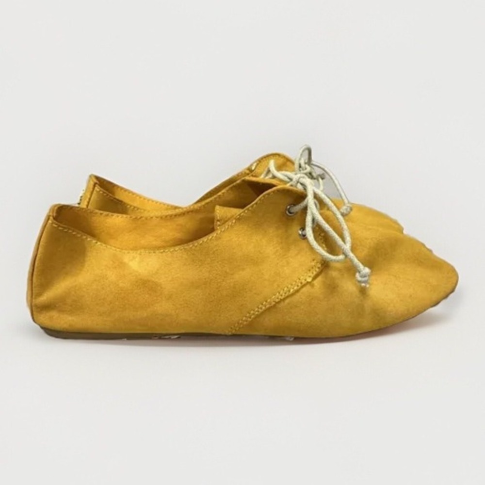 Hobes Lace Up Flats Women 36 Mustard Yellow Suede Minimalist Soft Shoes Hobbit